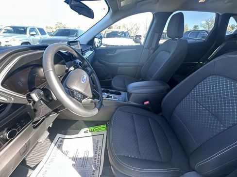 Used 2023 Ford Escape Active image 12