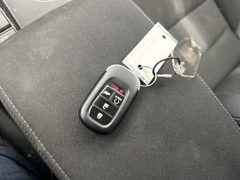 Used 2023 Honda Civic Sport image 11