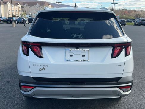 Certified 2025 Hyundai Tucson SEL image 8