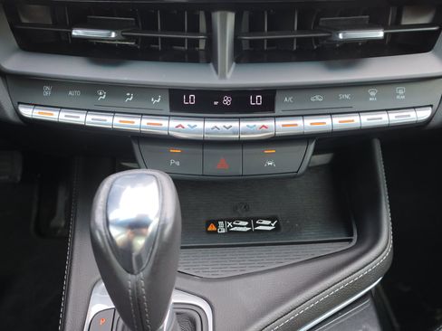 Used 2023 Cadillac CT4 Luxury image 31