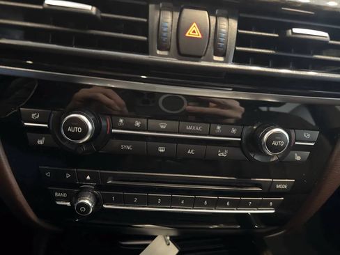 Used 2016 BMW X5 xDrive35i w/ Premium Package AWD/4WD image 26