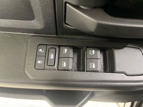 New 2026 RAM 2500 Tradesman w/ Chrome Appearance Group AWD/4WD image 13