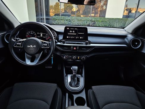 Used 2022 Kia Forte LXS image 21