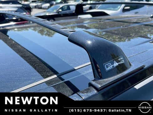 Used 2025 Nissan Pathfinder SV w/ SV Premium Package AWD/4WD image 4