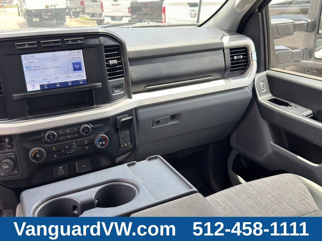 Used 2023 Ford F250 XLT w/ FX4 Off-Road Package AWD/4WD image 9