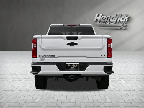 Used 2023 Chevrolet Silverado 2500 LTZ w/ LTZ Plus Package image 9