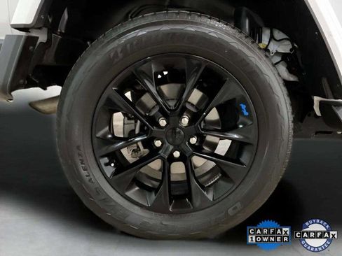 Used 2023 Jeep Wrangler Unlimited Sahara w/ Cold Weather Group image 29