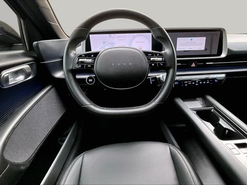 Used 2023 Hyundai Ioniq 6 SEL RWD image 5