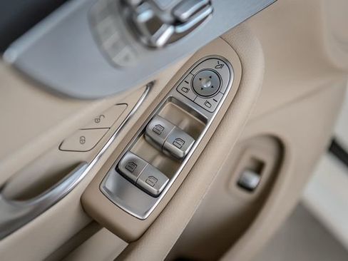 Used 2017 Mercedes-Benz C 300 4MATIC Cabriolet image 56