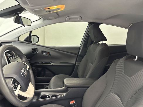 Used 2018 Toyota Prius Two w/ Prius Two Safety Plus Package FWD image 24