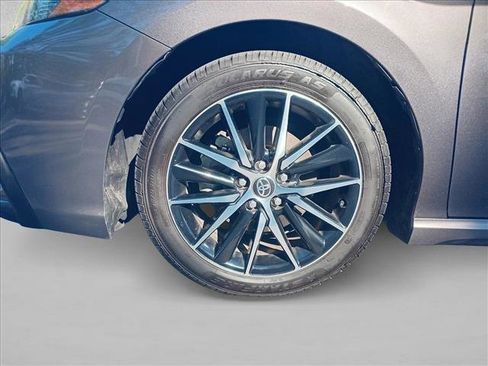 Used 2023 Toyota Camry SE image 9