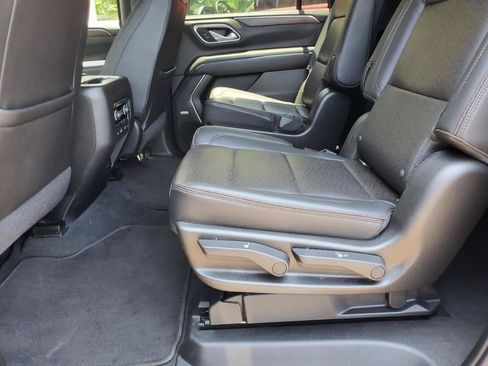 Used 2021 Chevrolet Suburban High Country w/ Premium Package AWD/4WD image 53