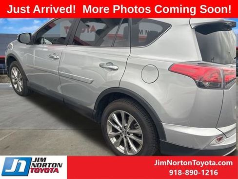 Used 2016 Toyota RAV4 Limited w/ Advanced Technology Package image 5