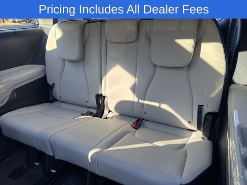 New 2026 Kia Carnival SX FWD image 14