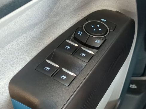 Used 2025 Ford Maverick XLT w/ XLT Luxury Package image 22