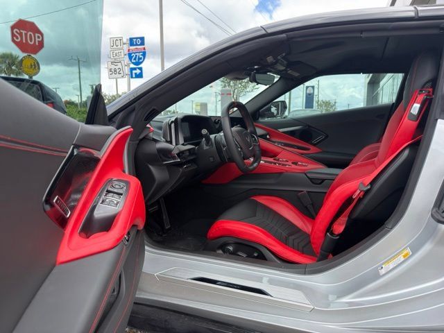 Used 2026 Chevrolet Corvette E-Ray w/ Stealth Interior Trim Package AWD/4WD image 5