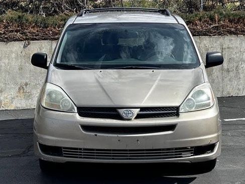 Used 2004 Toyota Sienna LE FWD image 7