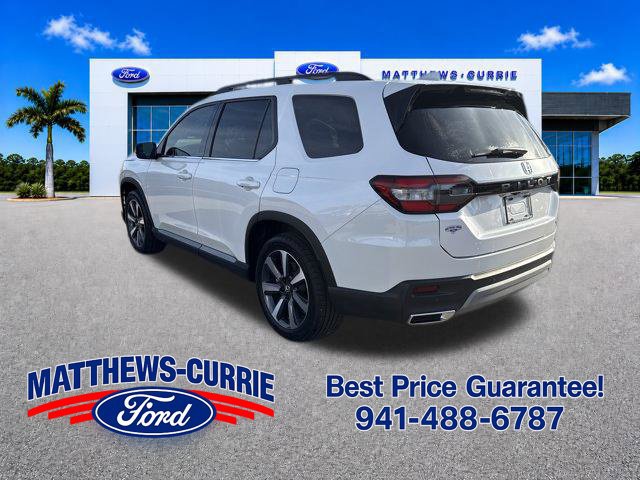 Used 2023 Honda Pilot Touring image 6