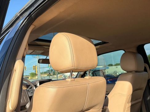 Used 2015 Ford F250 Lariat w/ Lariat Ultimate Package AWD/4WD image 52