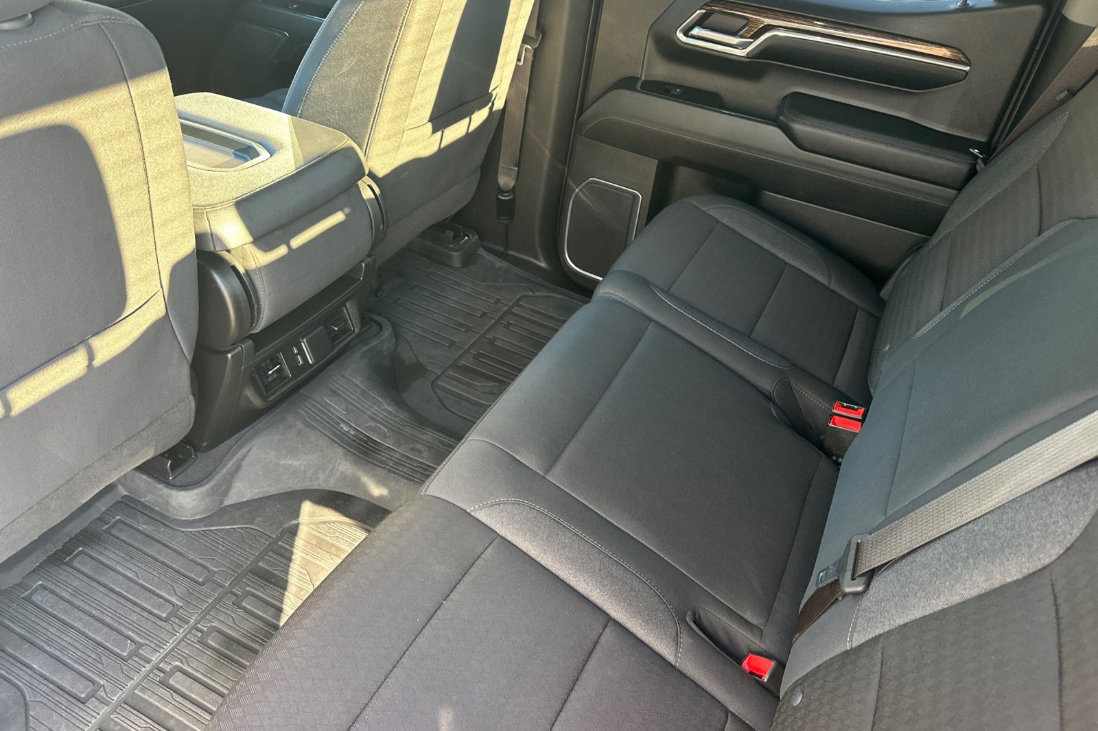 Used 2023 GMC Sierra 1500 SLE AWD/4WD image 13