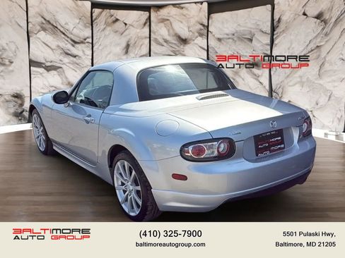 Used 2008 MAZDA MX-5 Miata Grand Touring w/ Premium Pkg image 11