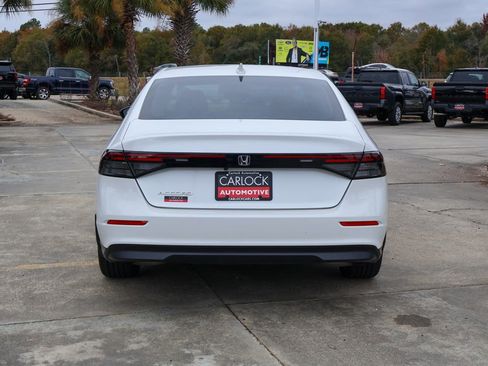 Used 2023 Honda Accord LX image 18