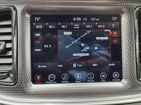 Used 2017 Dodge Challenger SRT Hellcat RWD image 15