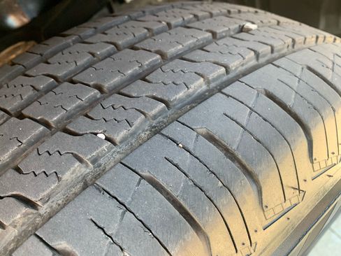 Used 2019 RAM 1500 Classic SLT w/ Luxury Group image 12