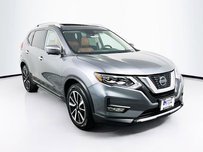 Used 2018 Nissan Rogue SL w/ Premium Package