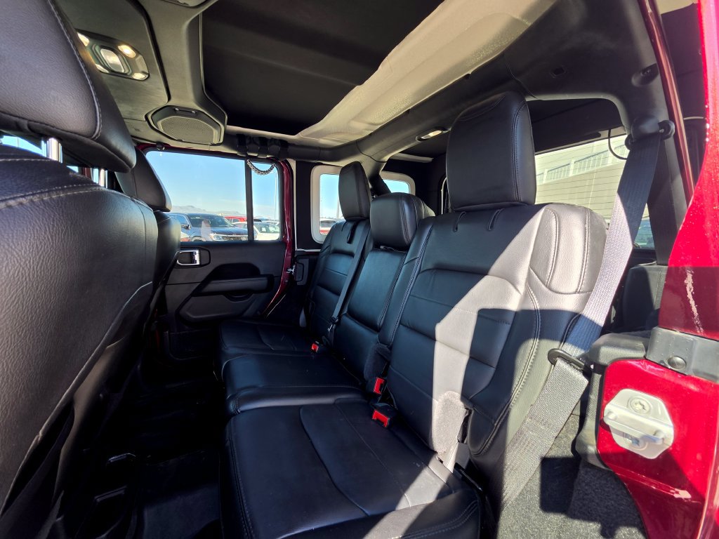 Used 2021 Jeep Wrangler Unlimited Sahara AWD/4WD image 19