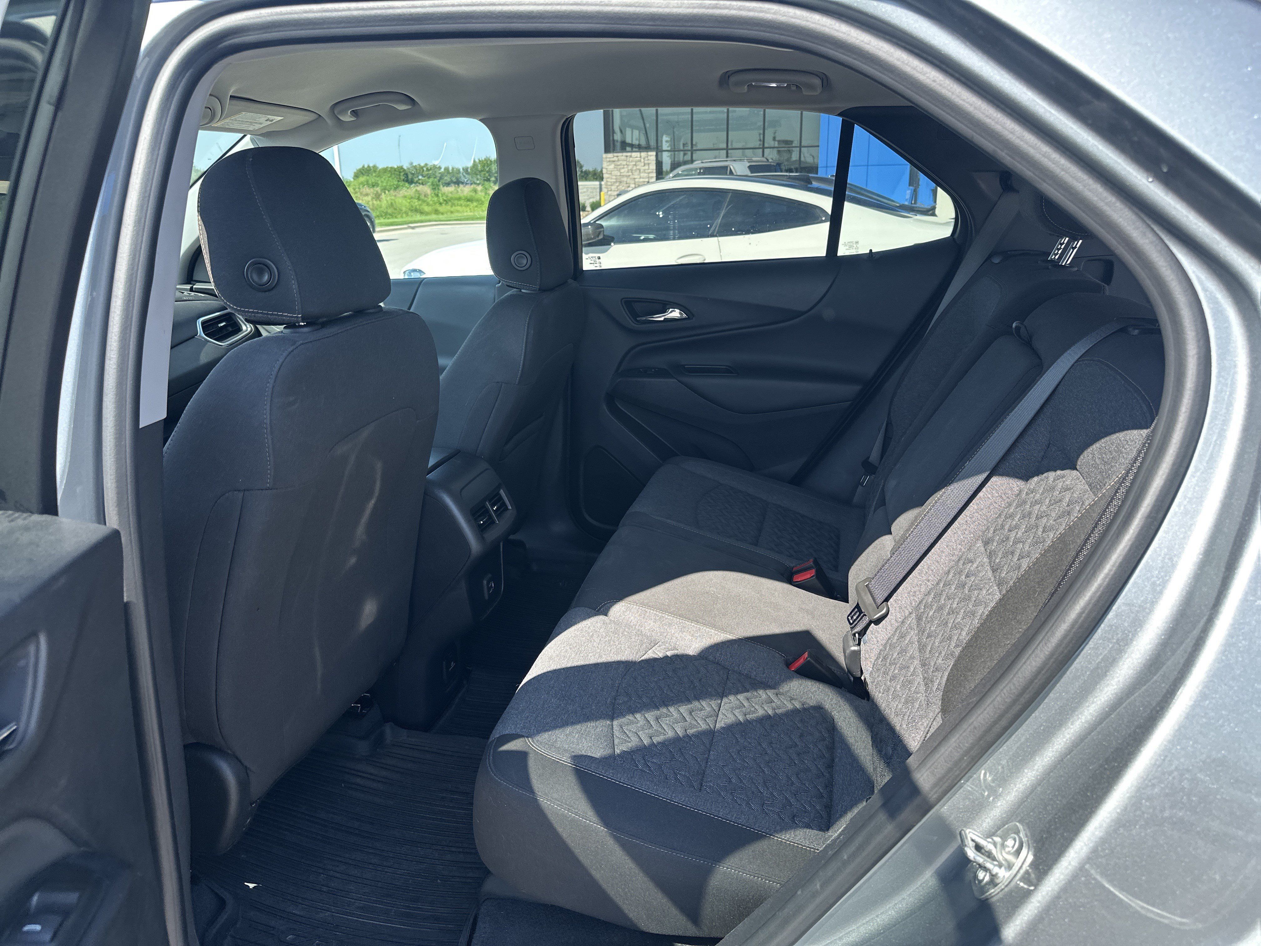Used 2024 Chevrolet Equinox LT AWD/4WD image 27