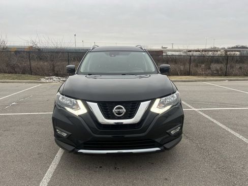 Used 2018 Nissan Rogue SL image 2
