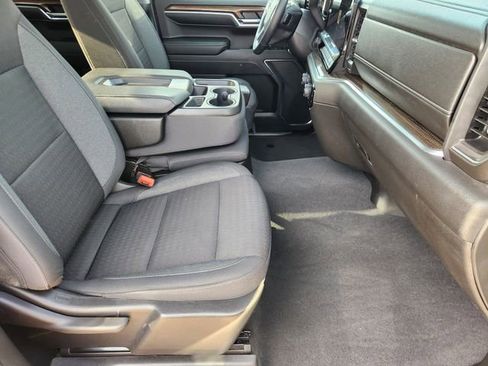 Used 2023 Chevrolet Silverado 1500 LT image 14