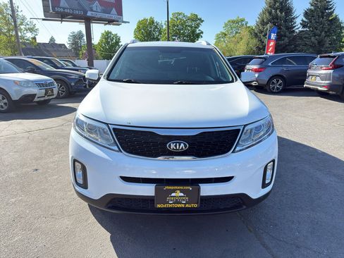 Used 2014 Kia Sorento LX AWD/4WD image 12