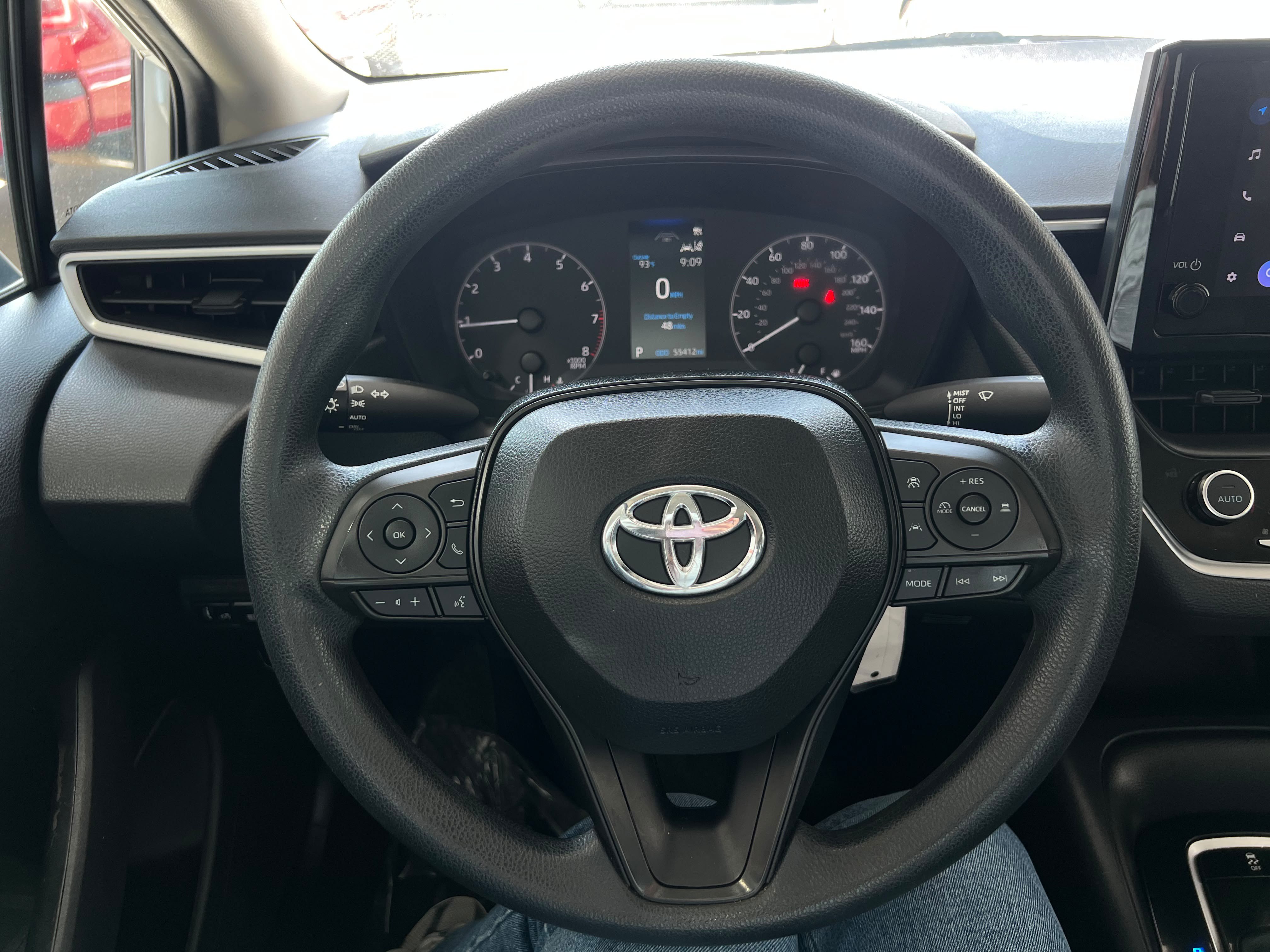 Used 2024 Toyota Corolla LE FWD image 19