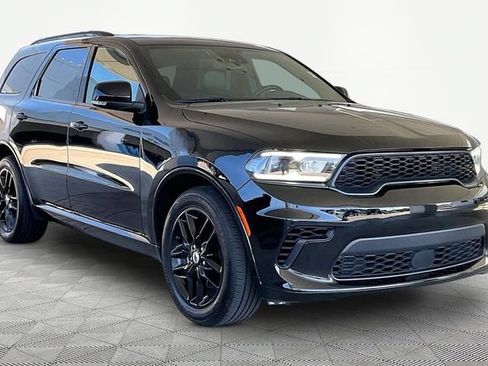 Used 2024 Dodge Durango GT RWD image 1