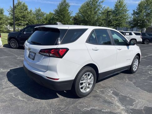 Certified 2024 Chevrolet Equinox LS FWD image 6