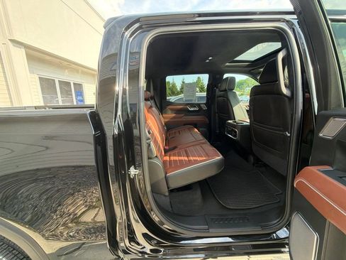 Used 2025 GMC Sierra 1500 Denali Ultimate AWD/4WD image 47