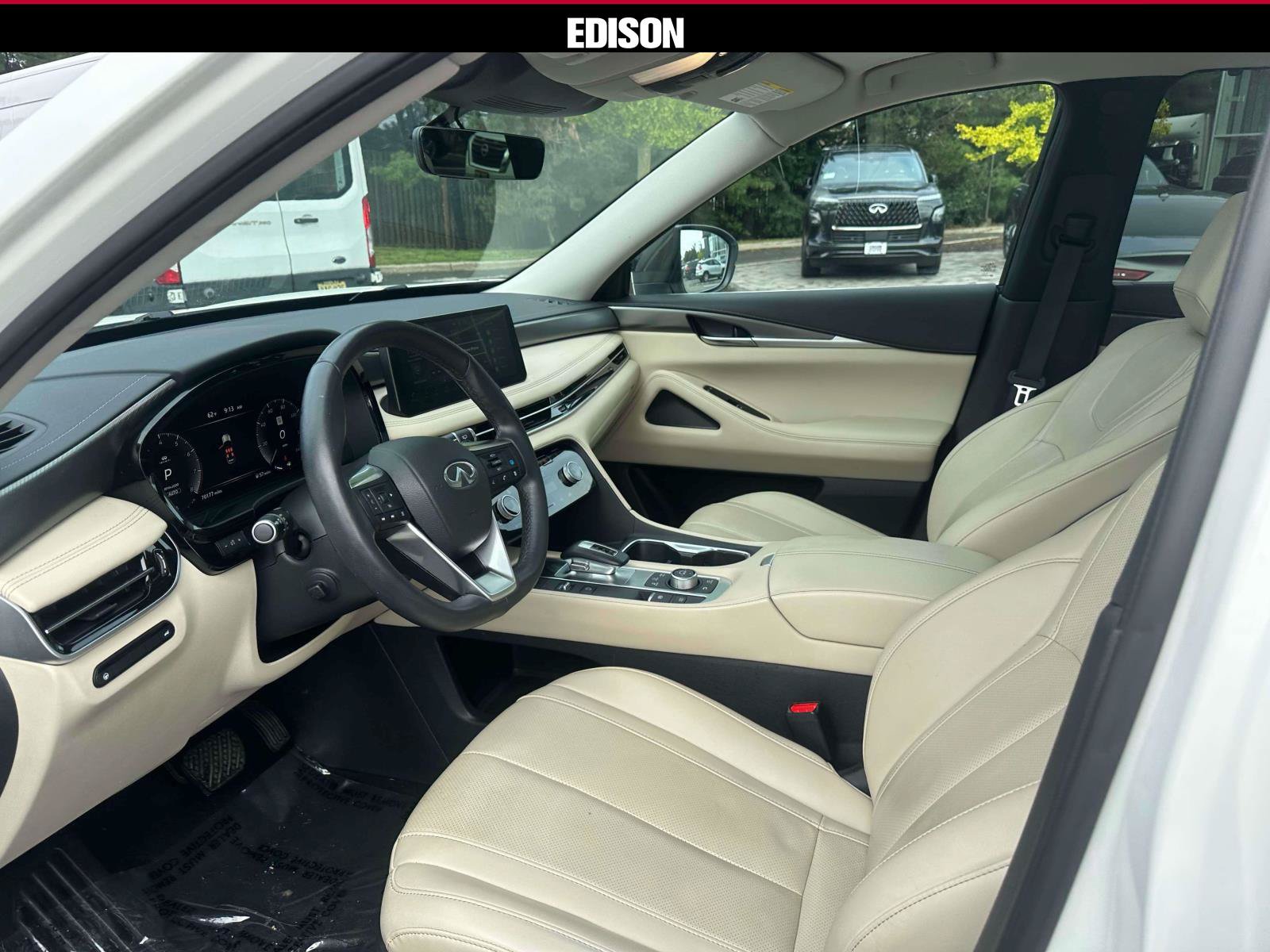 Used 2023 INFINITI QX60 Luxe w/ Cargo Package AWD/4WD image 14