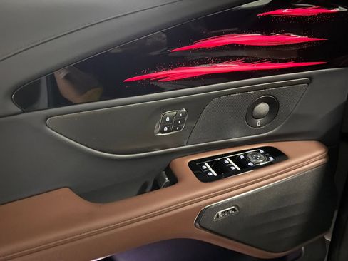 New 2026 Lincoln Nautilus Reserve w/ Jet Appearance Package AWD/4WD image 30