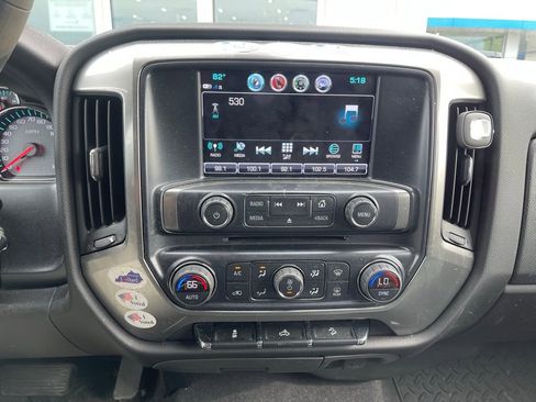 Used 2018 Chevrolet Silverado 1500 LT w/ All Star Edition AWD/4WD image 7