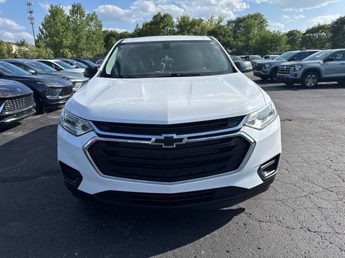 Used 2021 Chevrolet Traverse LS AWD/4WD image 3