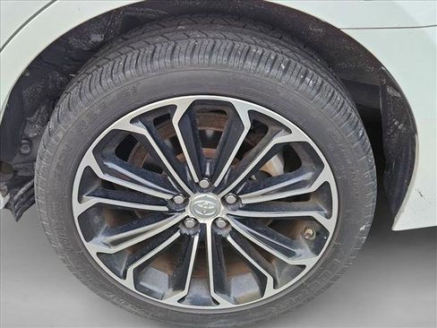 Used 2015 Toyota Corolla S FWD image 5