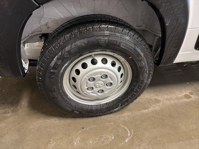 New 2026 RAM ProMaster 3500 w/ Safety Group FWD image 7