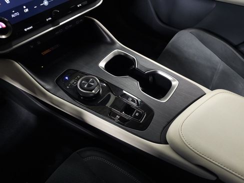 Certified 2023 Lexus RZ 450e Premium w/ Accessory Package (2T) image 30