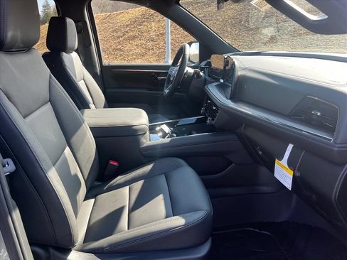New 2026 Chevrolet Tahoe LT w/ Comfort Package AWD/4WD image 29