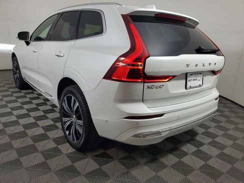 Used 2022 Volvo XC60 T8 Inscription w/ Advanced Package AWD/4WD image 4