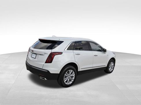 Certified 2025 Cadillac XT5 Luxury image 4