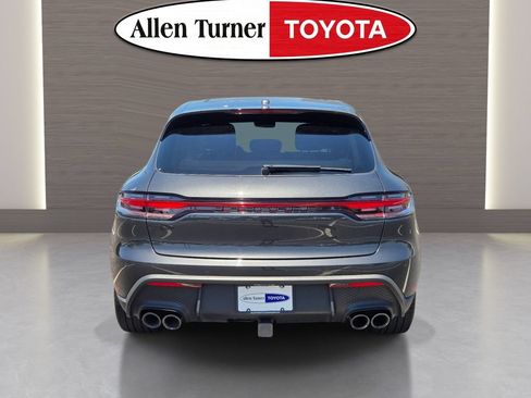 Used 2024 Porsche Macan AWD/4WD image 6