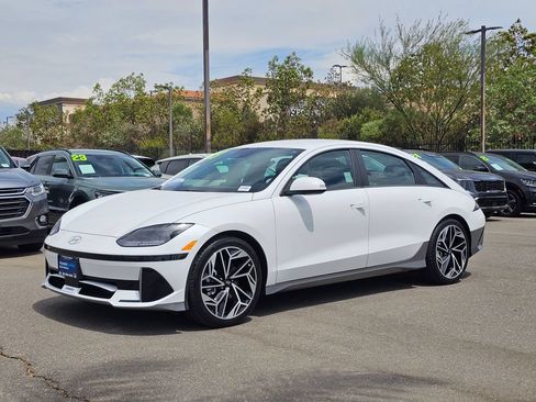 Certified 2023 Hyundai Ioniq 6 SEL RWD image 4